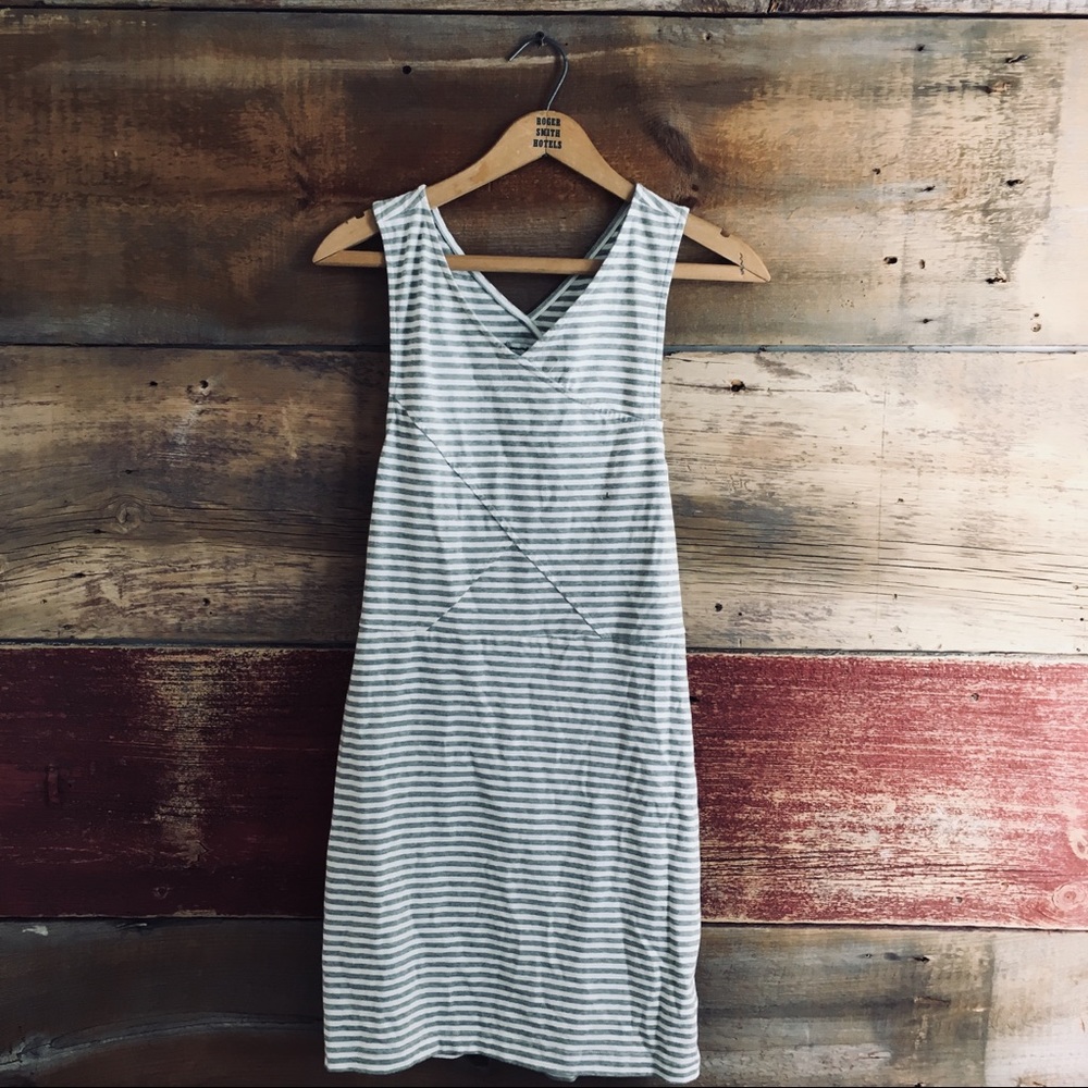 AEO keyhole dress